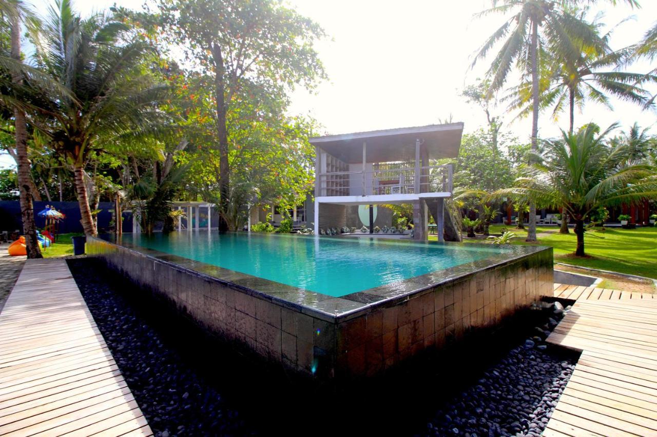 Inna'S Villa Desa Krui Exterior photo